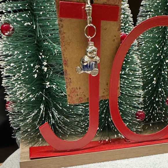 Silver and Blue Snowman Zipper Pull 2/$22 - Picture 5 of 6